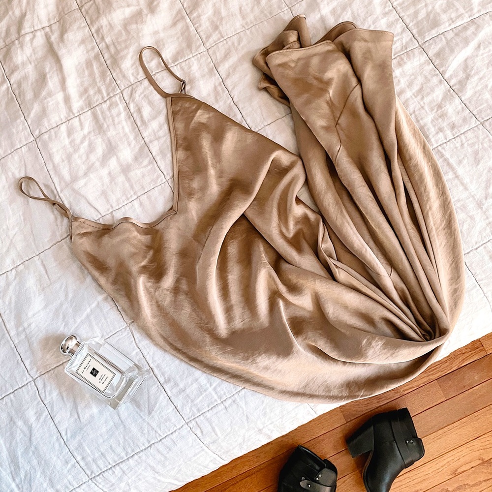 Aritzia Wilfred Only Slip Midi Dress